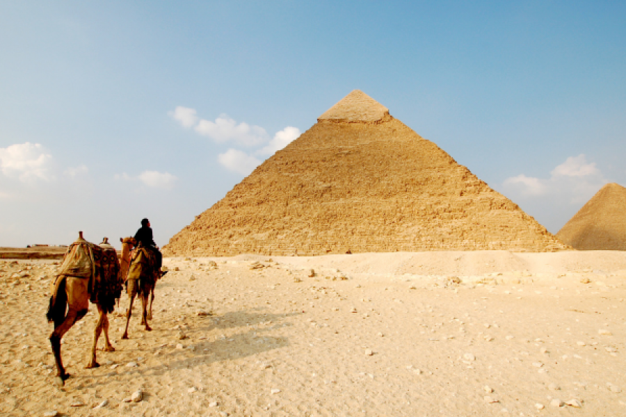 Day trip to Giza Pyramids and the sphinx